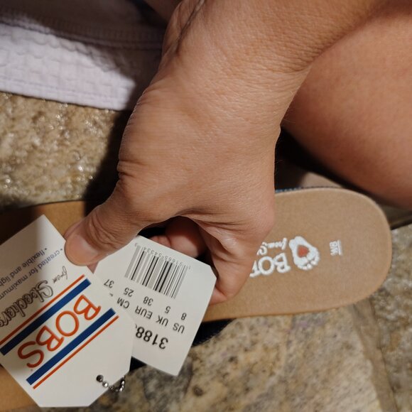 Bobs from Skechers Sunkiss Star Fish Women's Flip Flops 8 NWT Color Denim - Picture 10 of 11